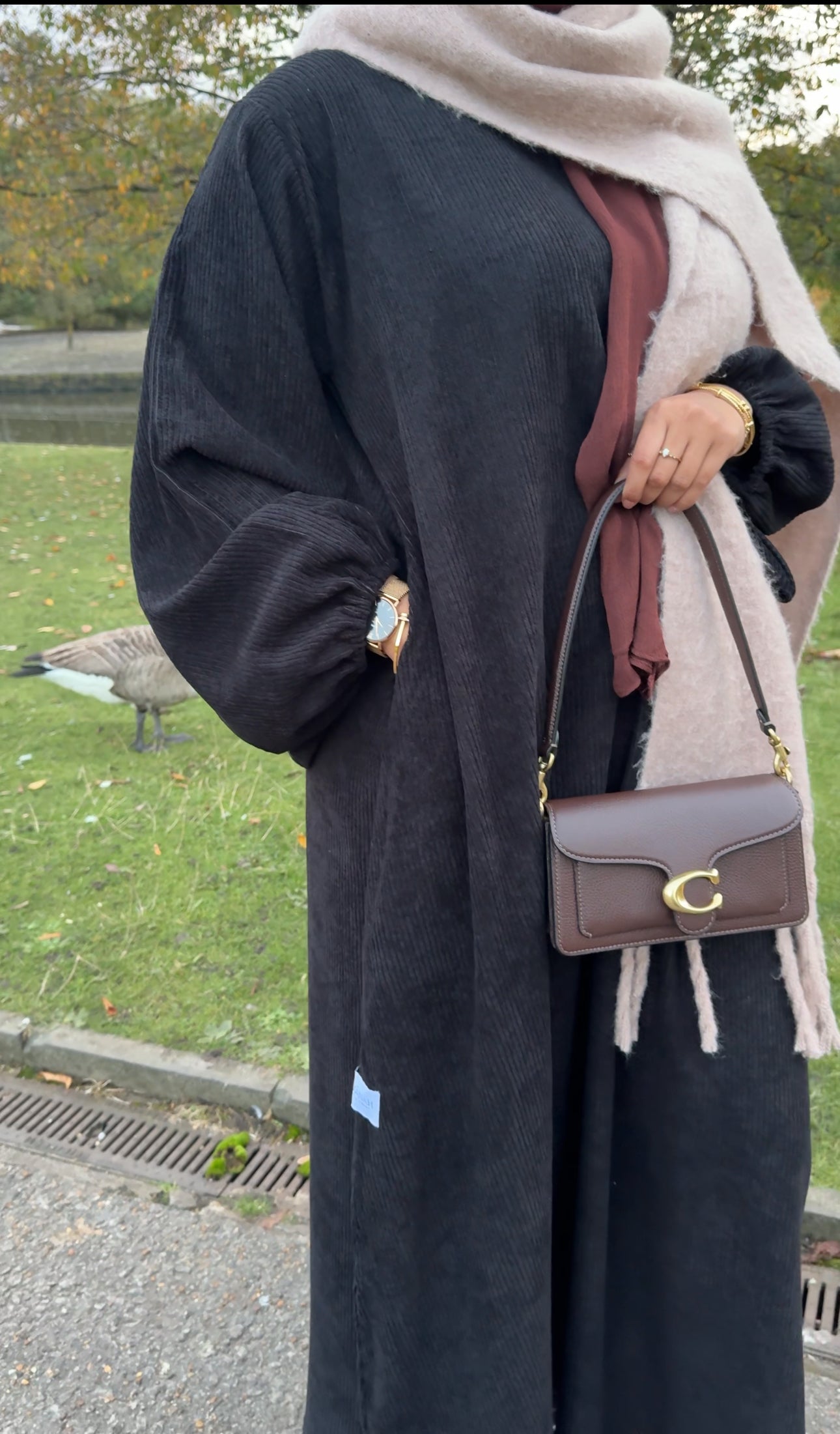 Corduroy Abaya | BLACK