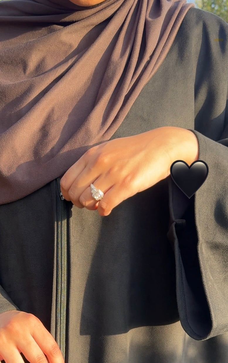 The Go-To Zip Abaya