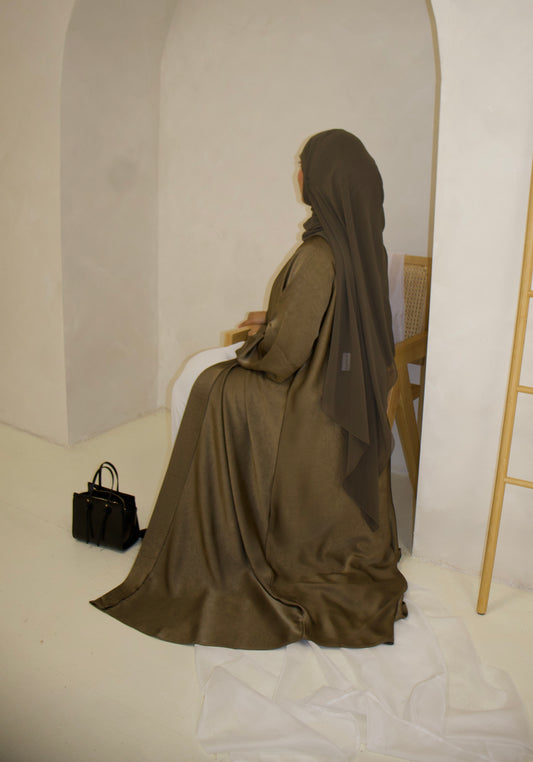 Safiyyah | Spanish Olive