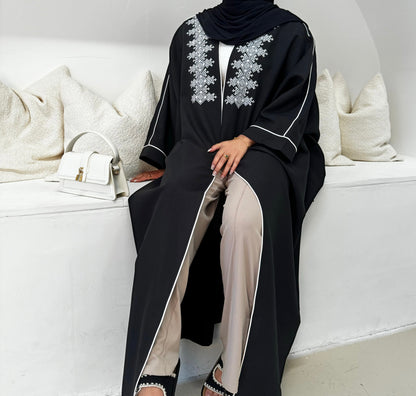 MAISARAH | Black